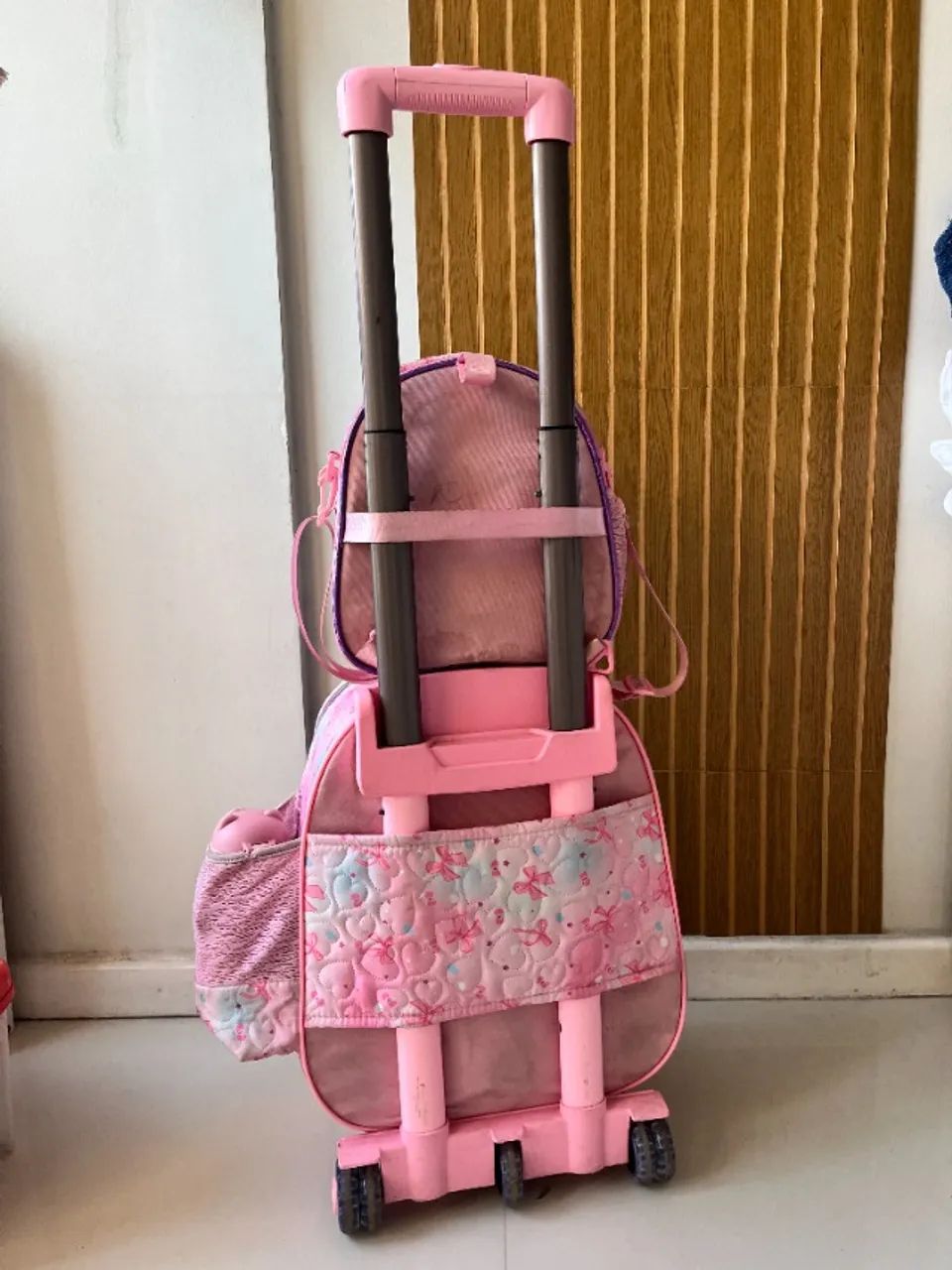 Mochila 3D com rodas - Foto 2