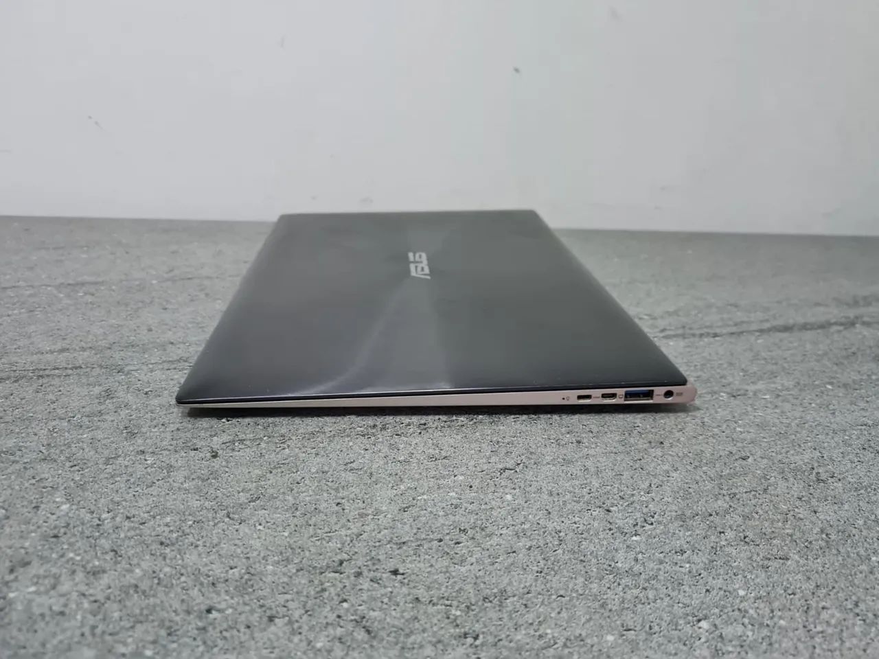 Notebook Asus Ultrafino UX31E Core i7 SSD 120GB Windows 10