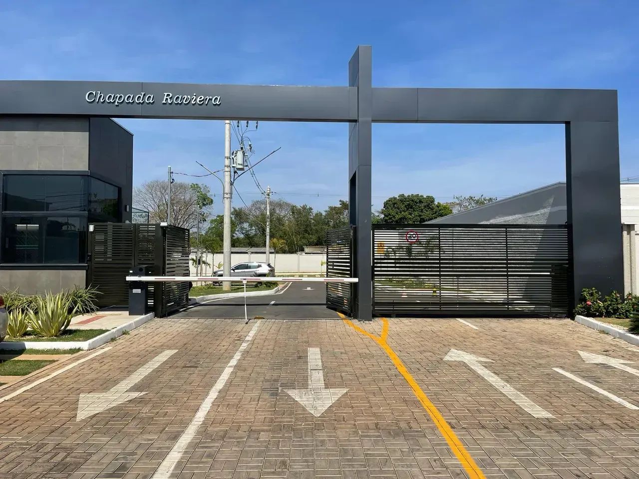 ALUGA-SE APARTAMENTO 4 ANDAR COM ELEVADOR NA BEIRA RIO