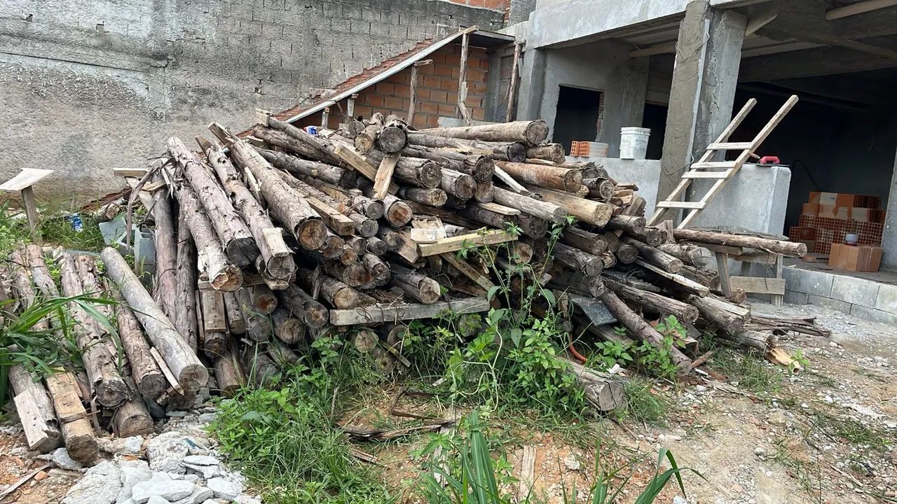 Madeiras pra doação Retirar no local