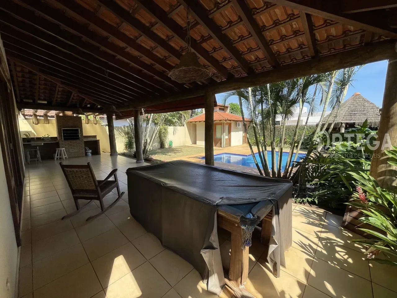 Casa para venda com 4 quartos em Zona 02 - Maringá - PR