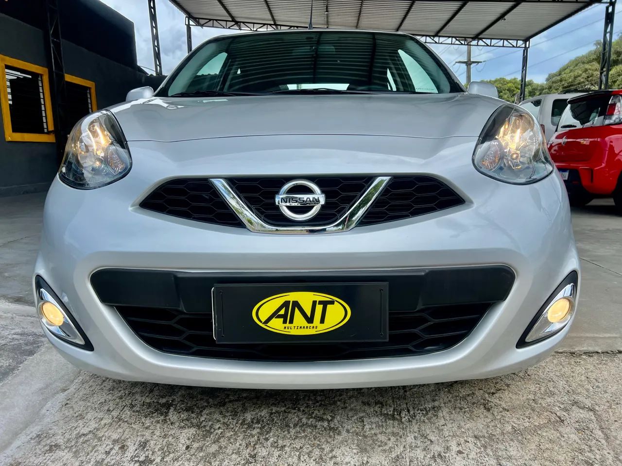Nissan March 2018