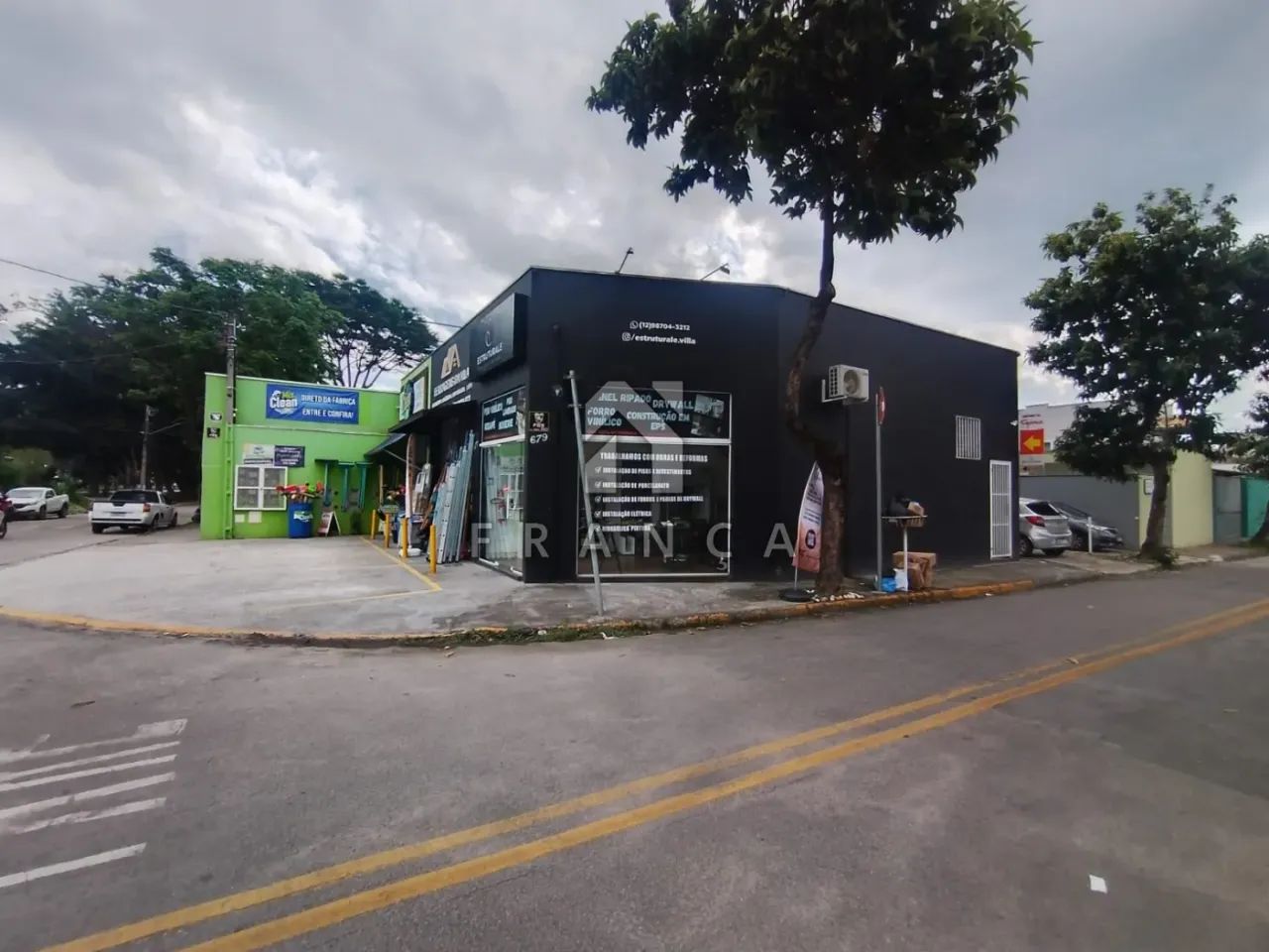 PONTO COMERCIAL - VILLA BRANCA - JACAREÍ