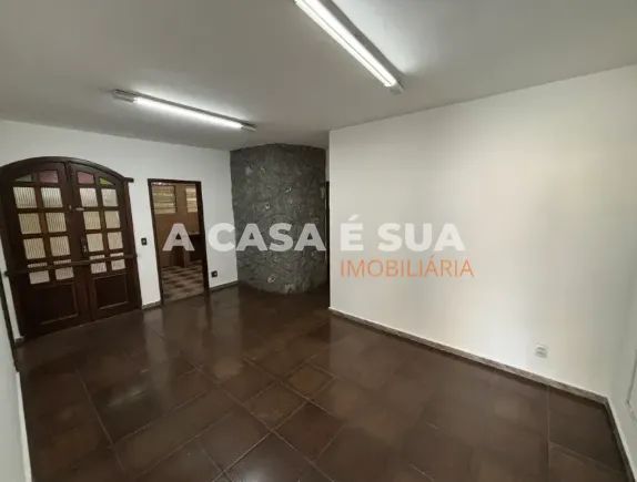 Casa para Aluguel no Centro de Betim com 3 Quartos e 4 Vagas - Foto 3