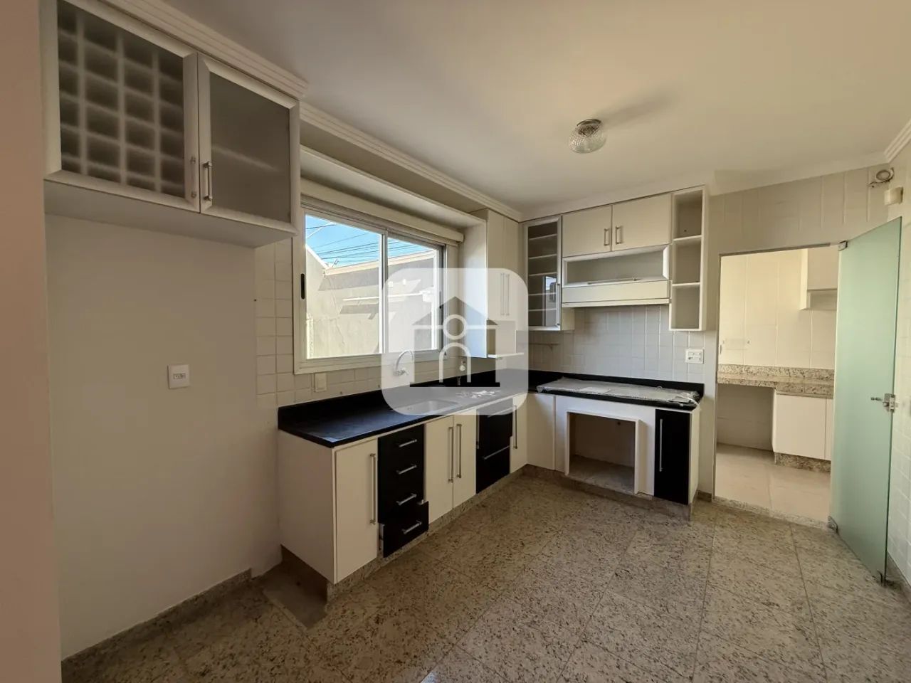 Casa comercial para locação no bairro Morada da Colina - Foto 2