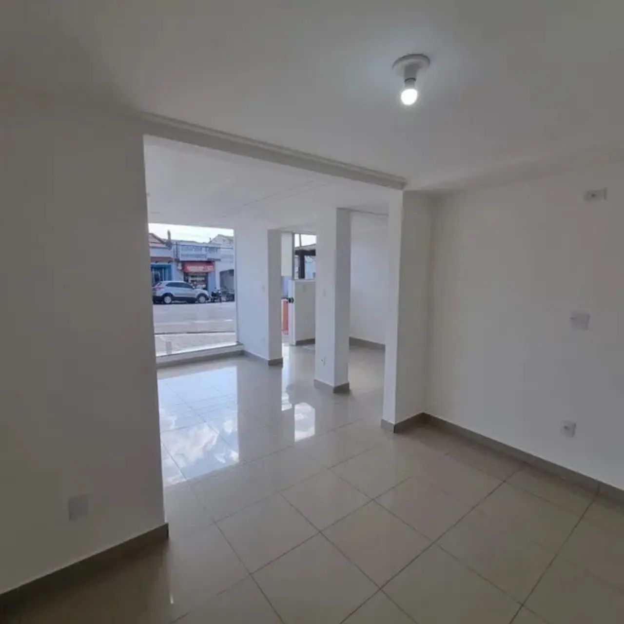 Sala Comercial para Alugar em Vila Hortência, Sorocaba - Foto 2