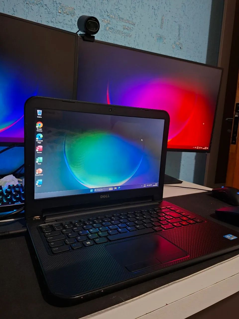 Notebook Dell I3, 8gb de ram, SSD 240gb - windows 11 e pacote office
