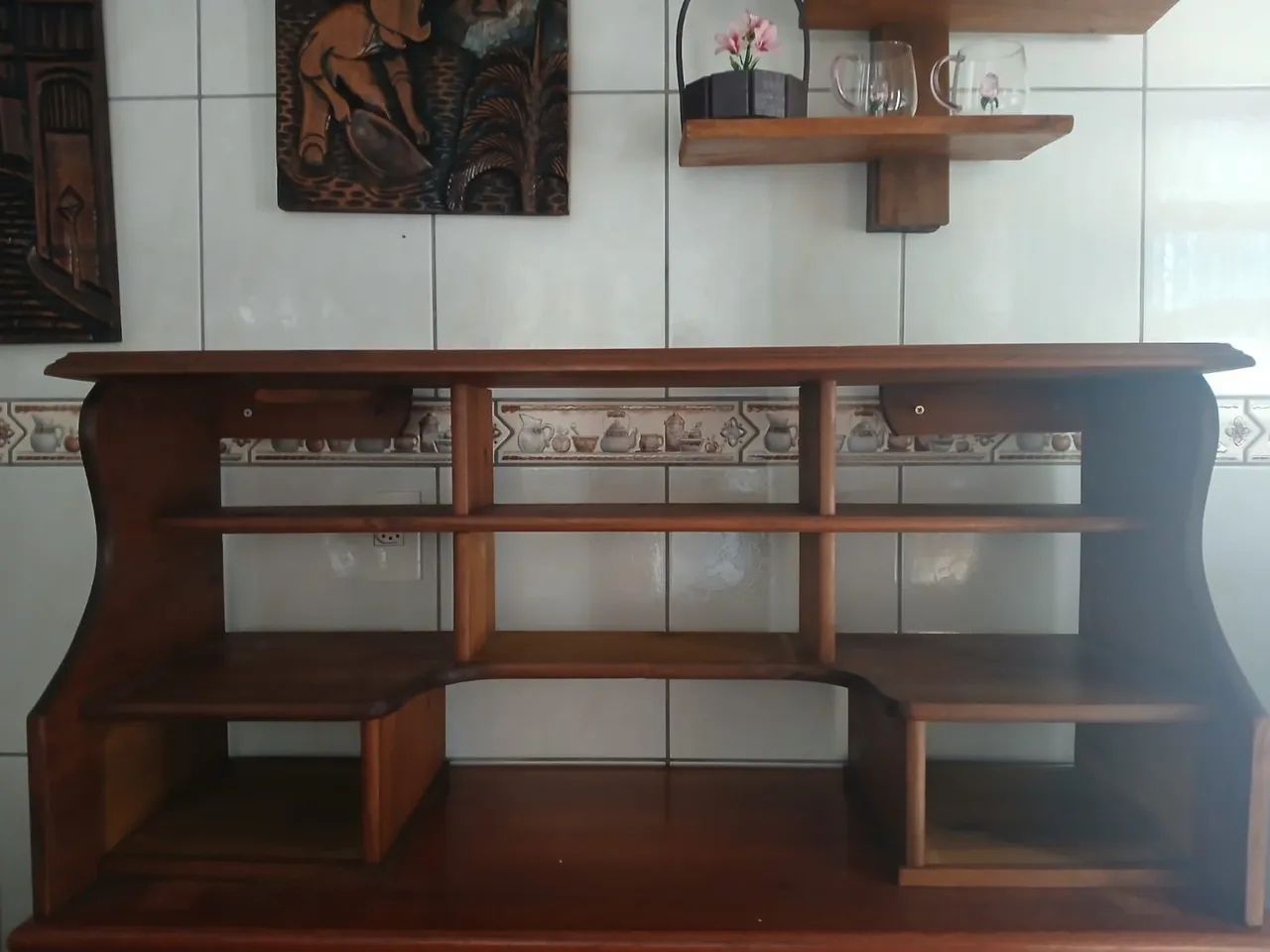 Estende móvel é um armário de madeira  estilo rústico. - Foto 2