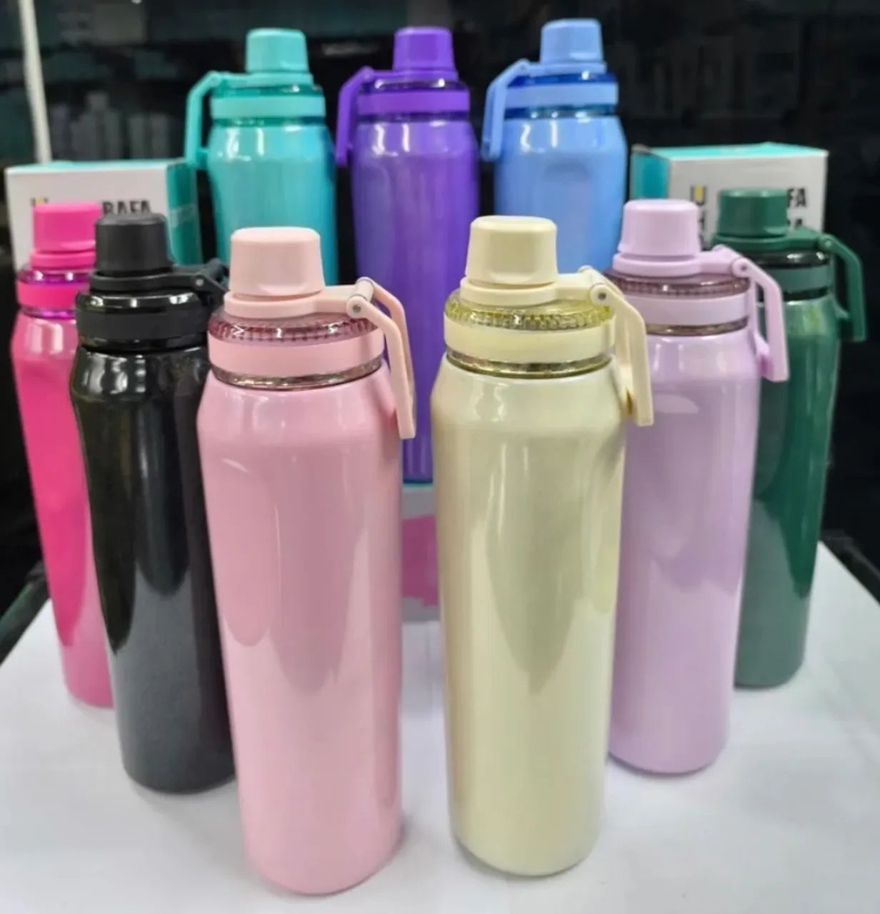 GARRAFA TÉRMICA BRILHOSA 600ML - NOVA 