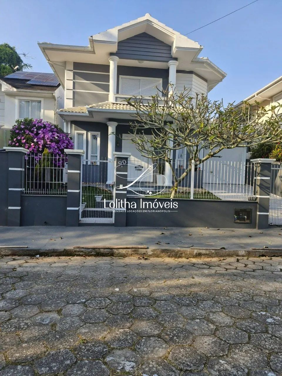 CASA COM 4 QUARTOS À VENDA NO SANTA MÔNICA - FLORIANÓPOLIS/SC