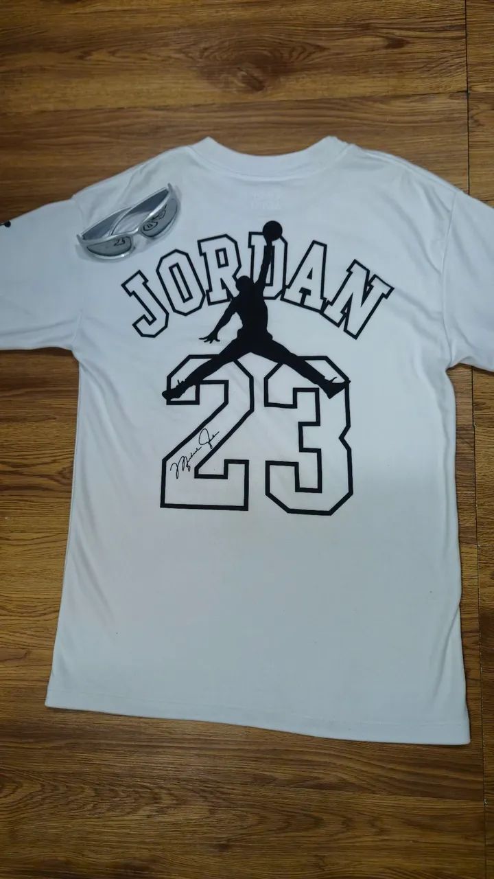 Camiseta Oversized Jordan Branca - Foto 3