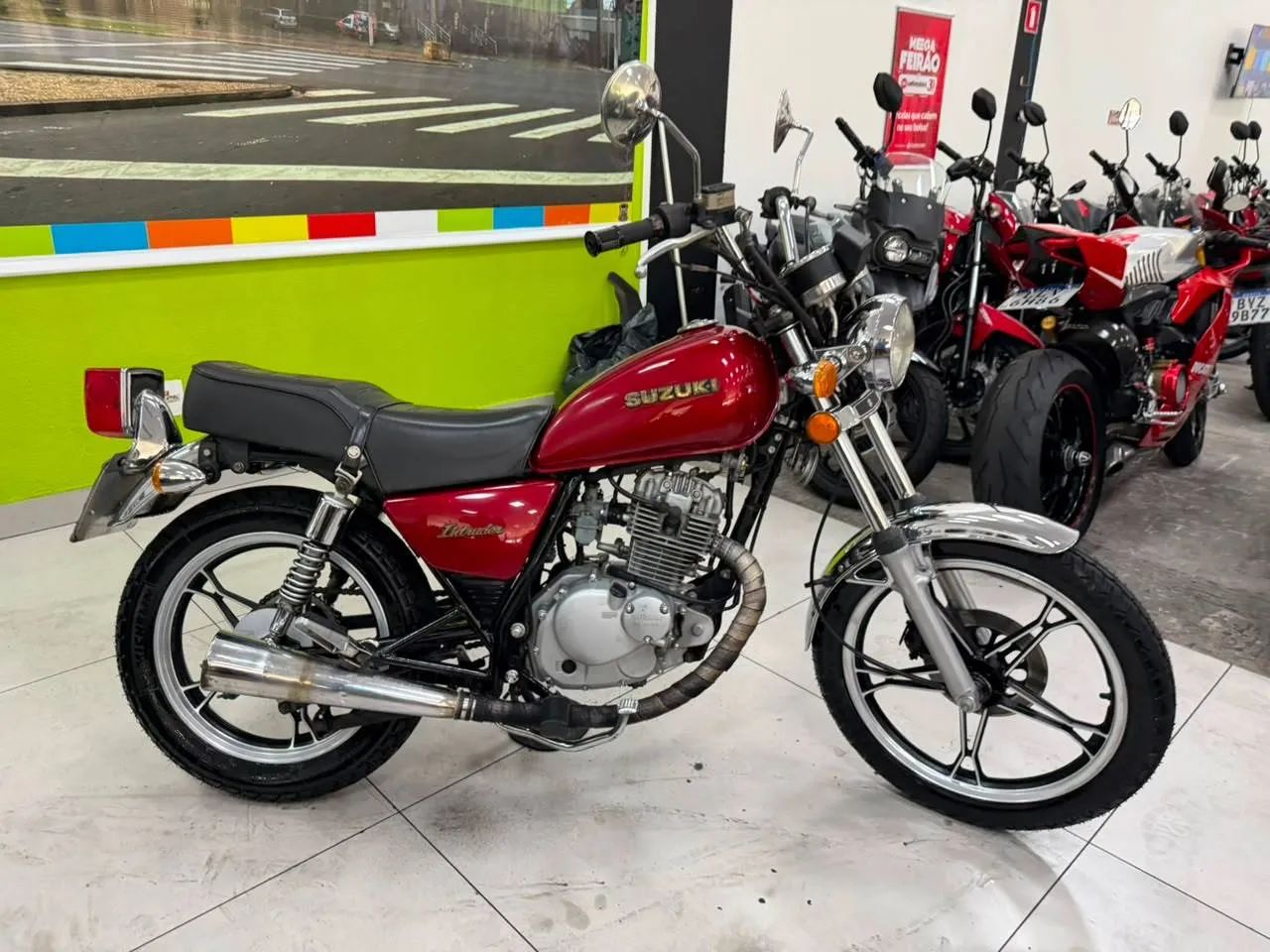 SUZUKI INTRUDER 125