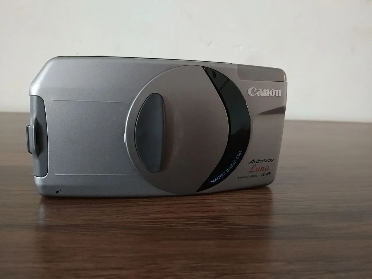 Câmera Canon Autoboy Luna