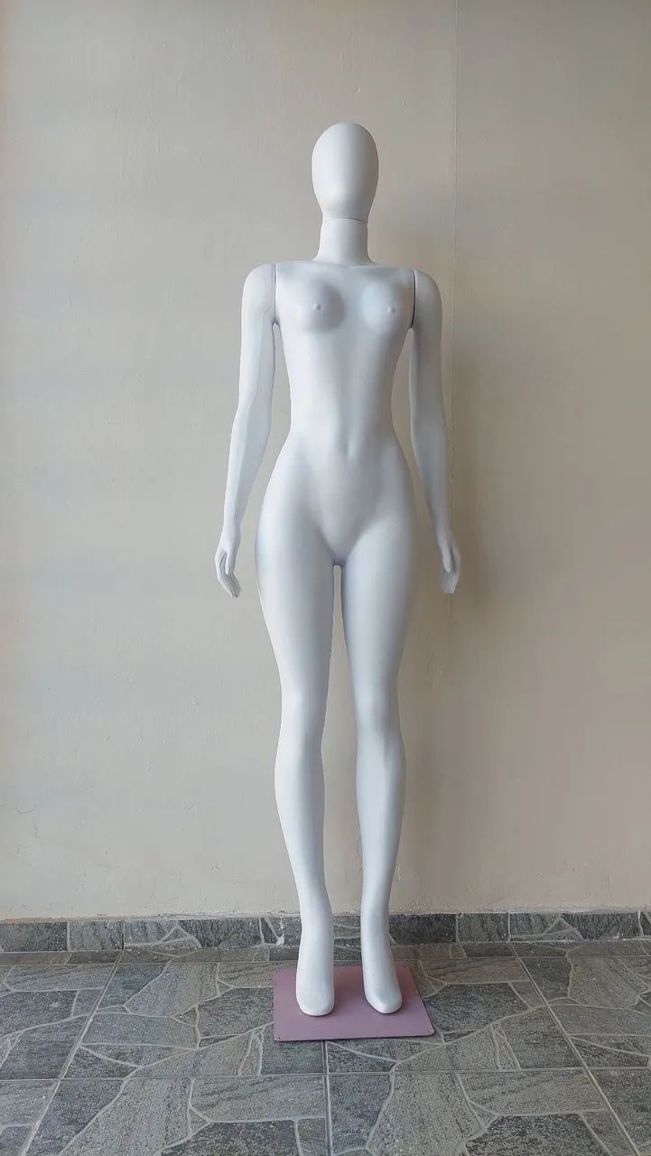 Manequim feminino 