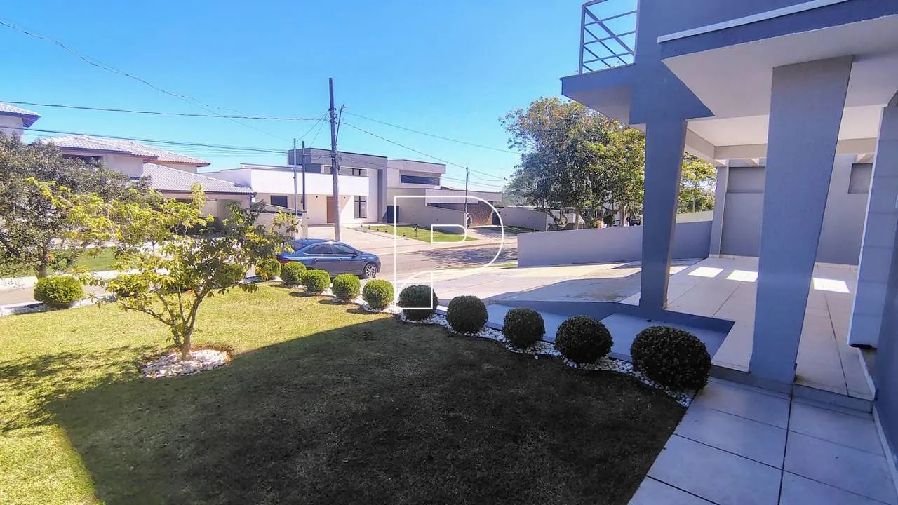 Casa moderna com 3 suítes piscina e churrasqueira no Haras.