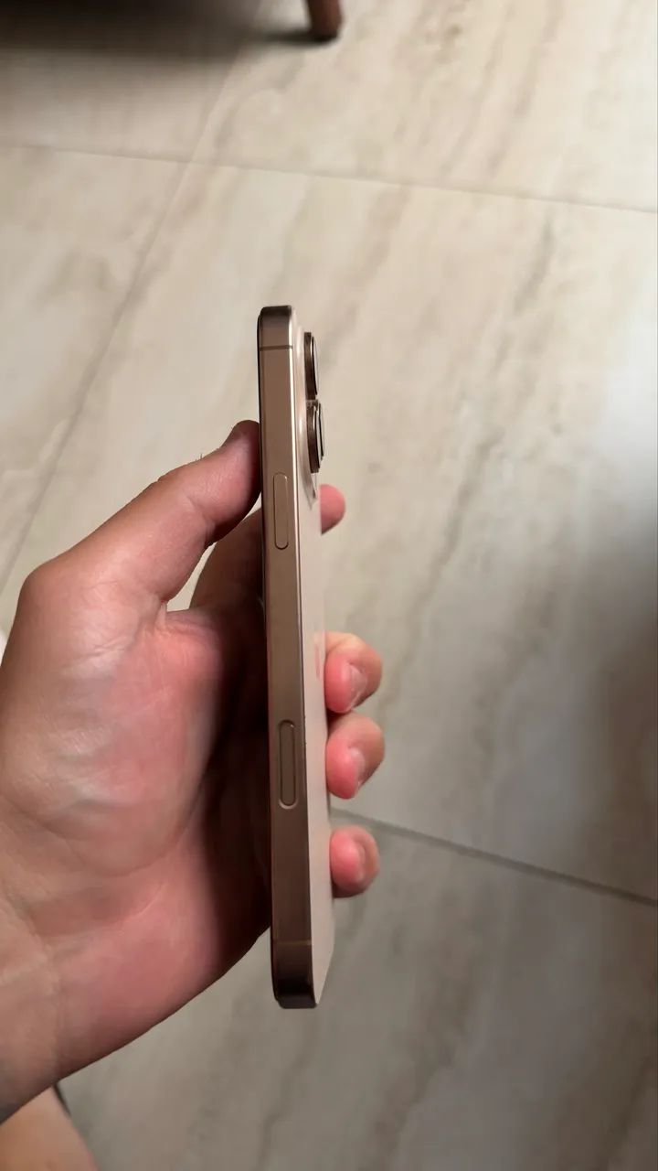 iPhone 16 pro Max  - Foto 2