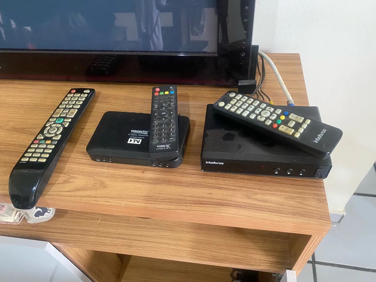 Tv Samsung 42 polegadas + conversor .  - Foto 2