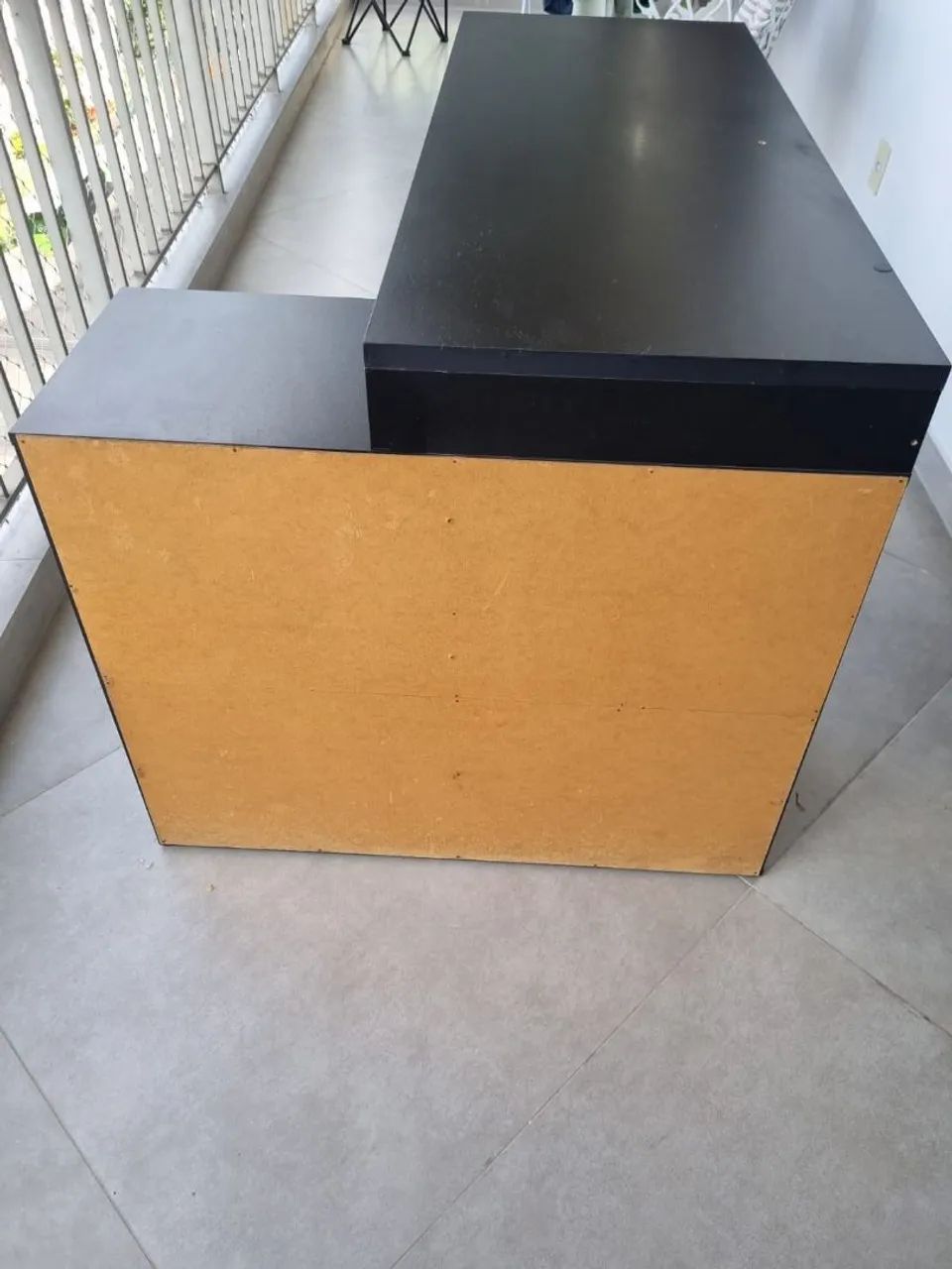 Mesa de escritório preta  - Foto 4