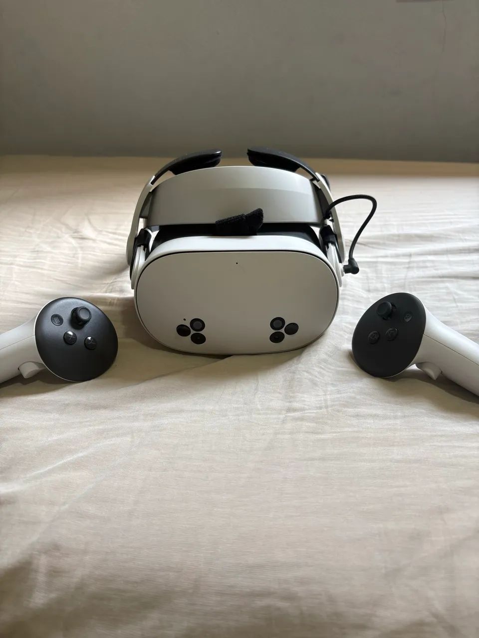 Óculos VR Meta Quest 3s + headstrap com bateria extra - Foto 3