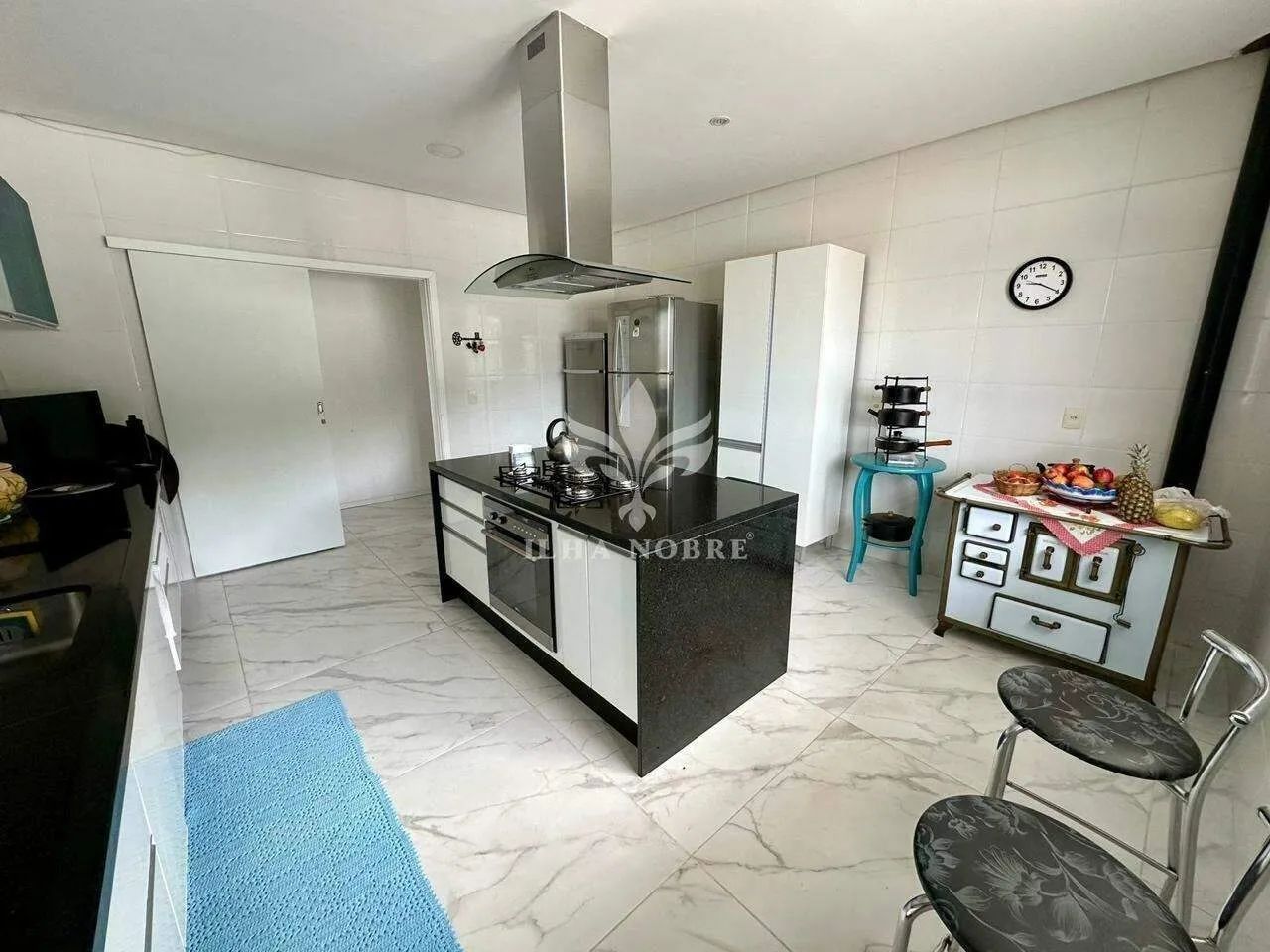 Excelente casa na Costeira do Pirajubaé - Foto 4