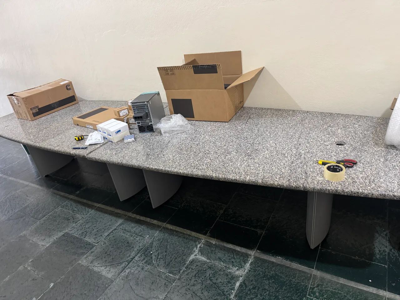 Mesa reunião grande 4,20 metros comprimento  - Foto 2