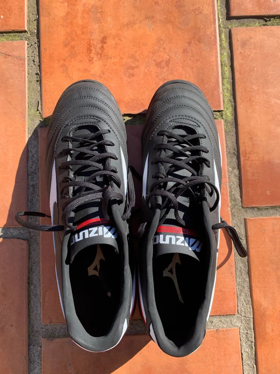 Chuteira Society Mizuno Morelia Classic AS 41 - Calçados