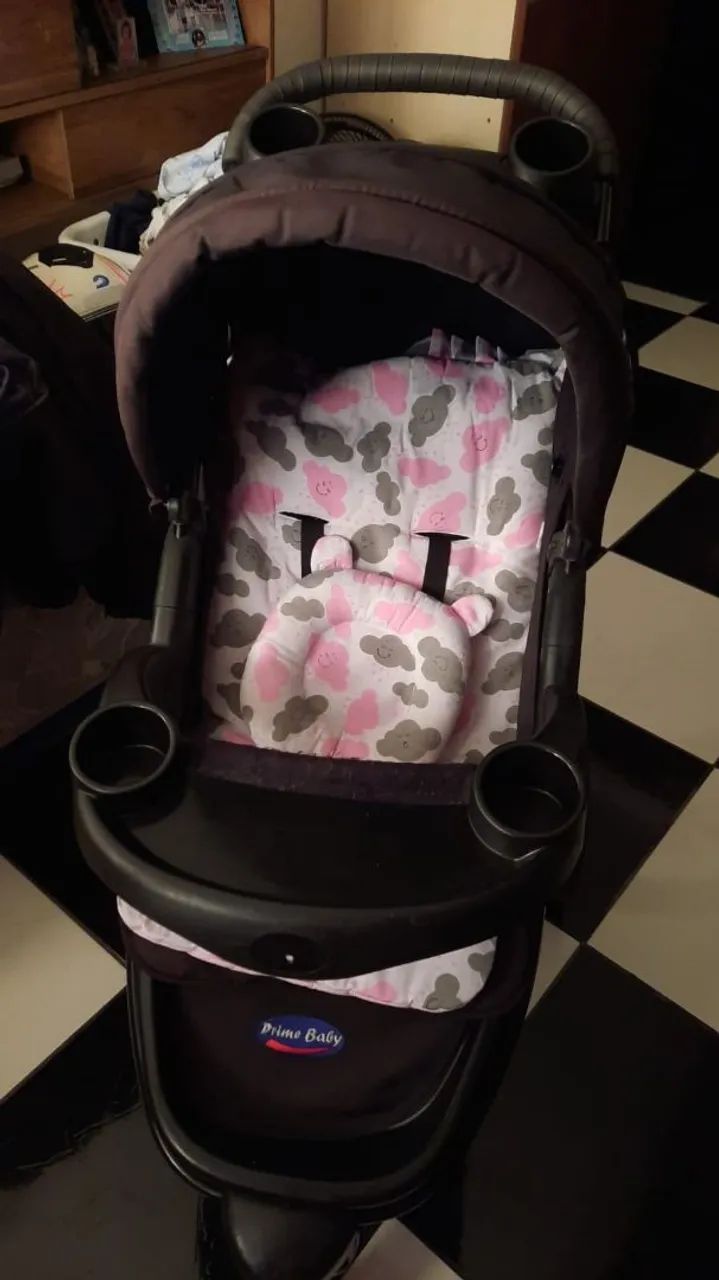 Carrinho para bebê com bebê conforto  - Foto 4