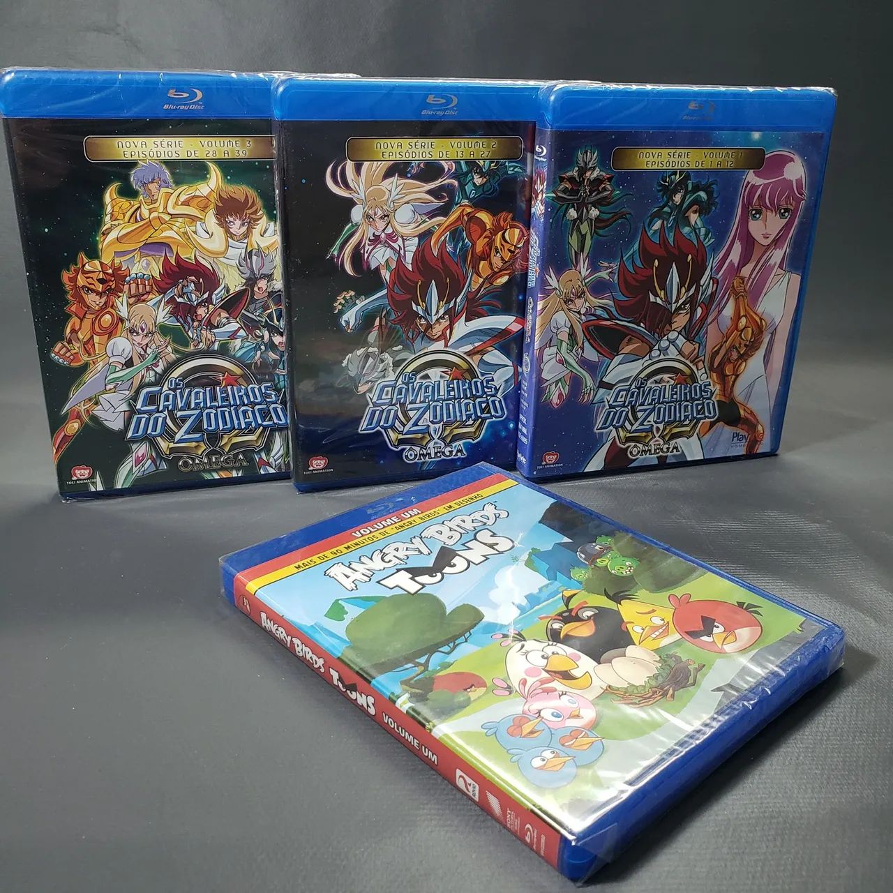 Blu-ray Cavaleiros Do Zodíaco Ômega Temporada 1, Vol 1, 2 3 + Brinde