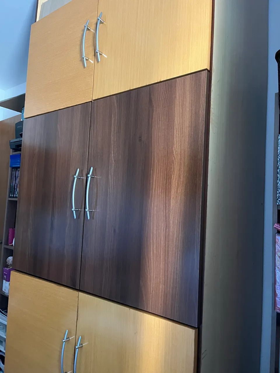 Armário com 8 portas e prateleiras - Foto 4