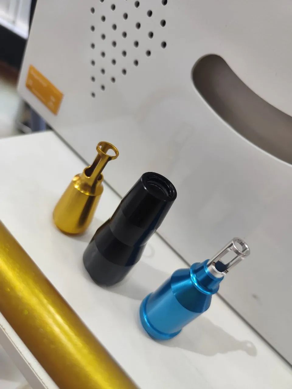 Máquina de Laser NdYag Remoção de Tatuagem ANVISA com acessórios! - Foto 3