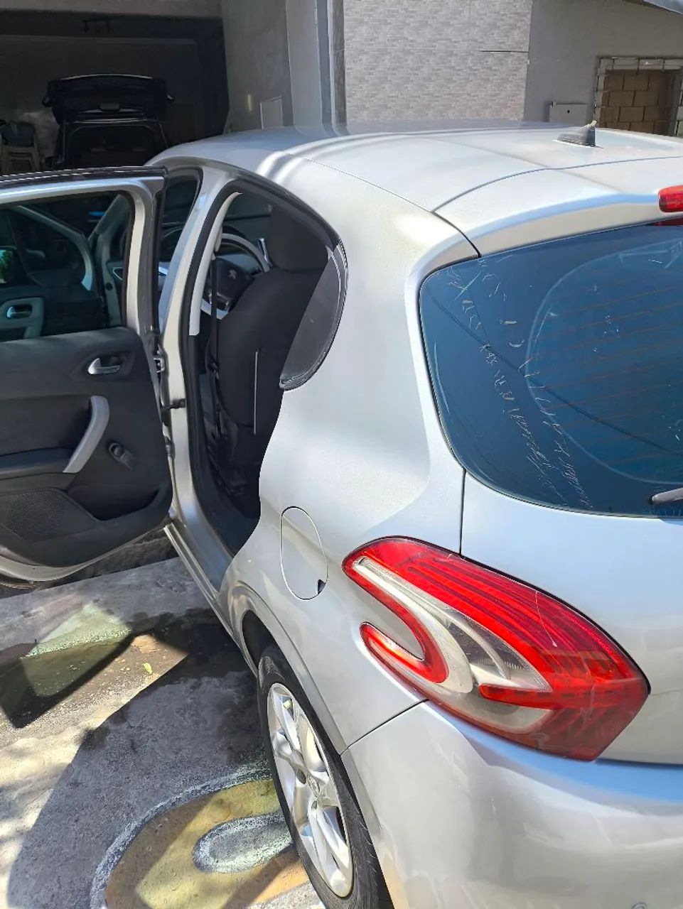Peugeot 208 Active/active Pack 1.5 Flex 8V 5P 2014 - Foto 3