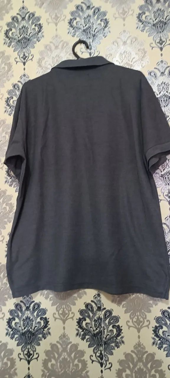 Camiseta da TNG  tamanho G  - Foto 2