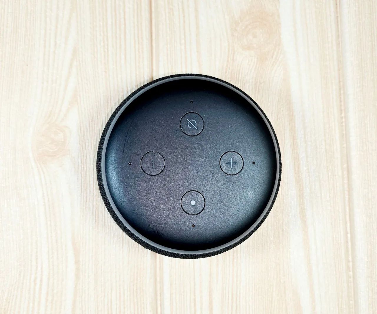 Echo Dot (3ª Geração): Smart Speaker com Alexa - Cor Preta - Foto 2