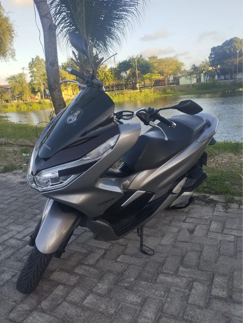 Vendo Honda PCX 150cc automática  - Foto 5