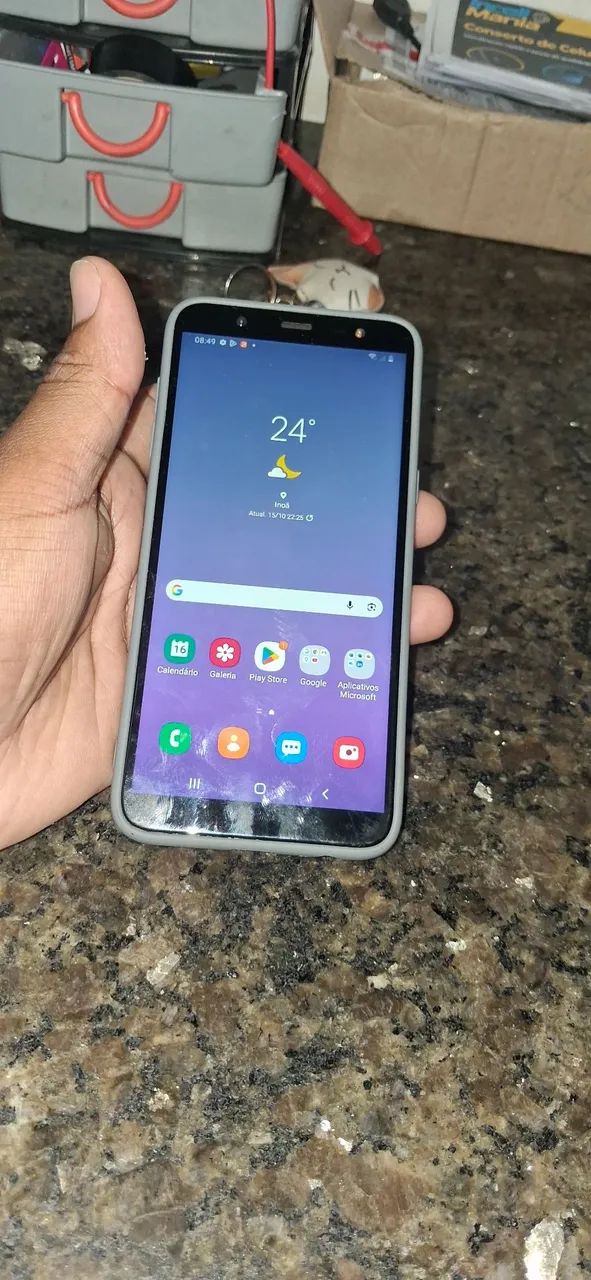 Sansung j8 prime roxo
