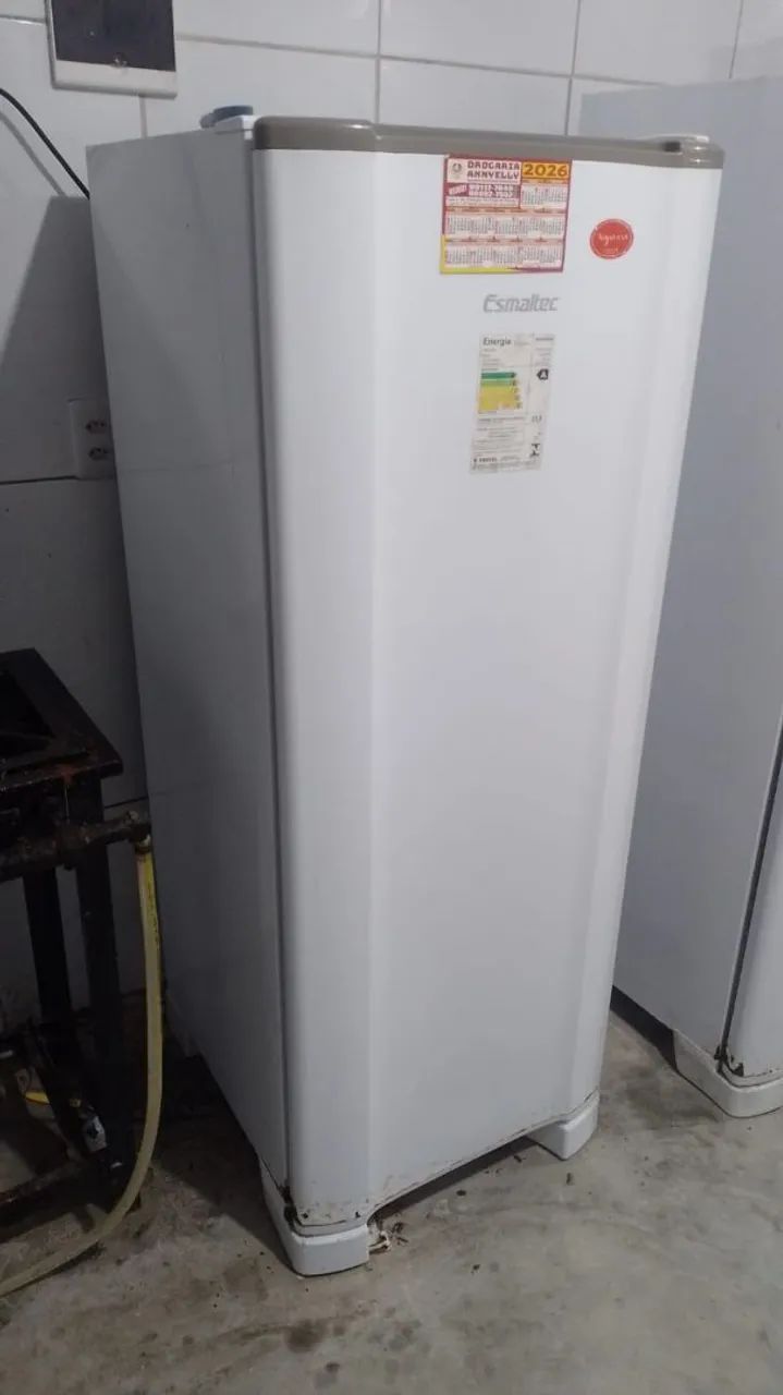 GELADEIRA ESMALTEC ROC31