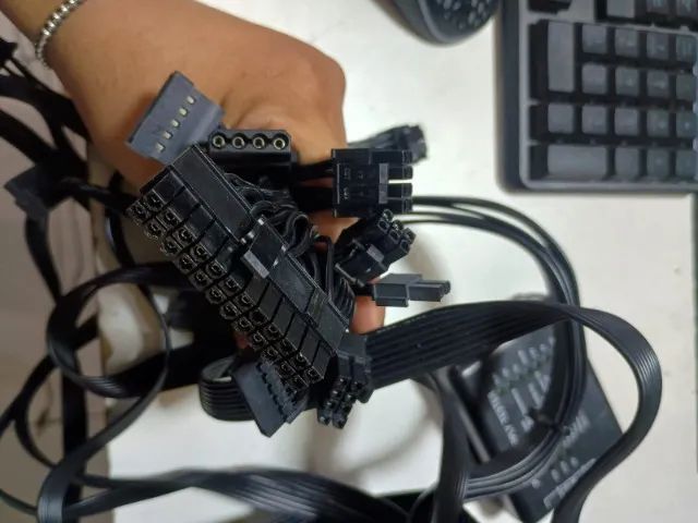 Fonte 650w 80Plus NOVA Funcionando - Foto 4