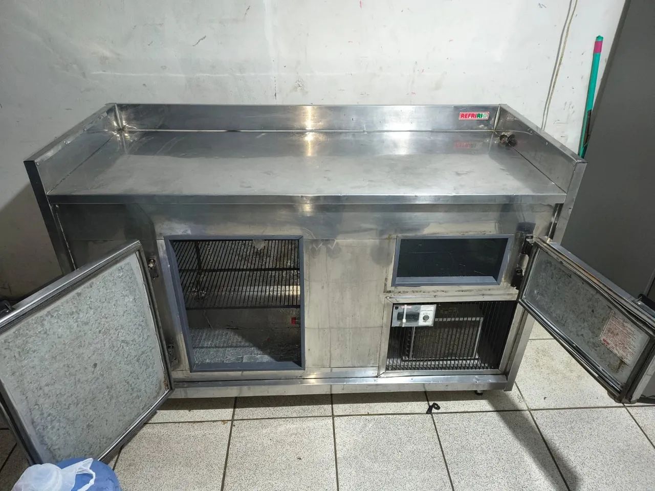 Balcão refrigerado 220v ENTREGO  - Foto 4
