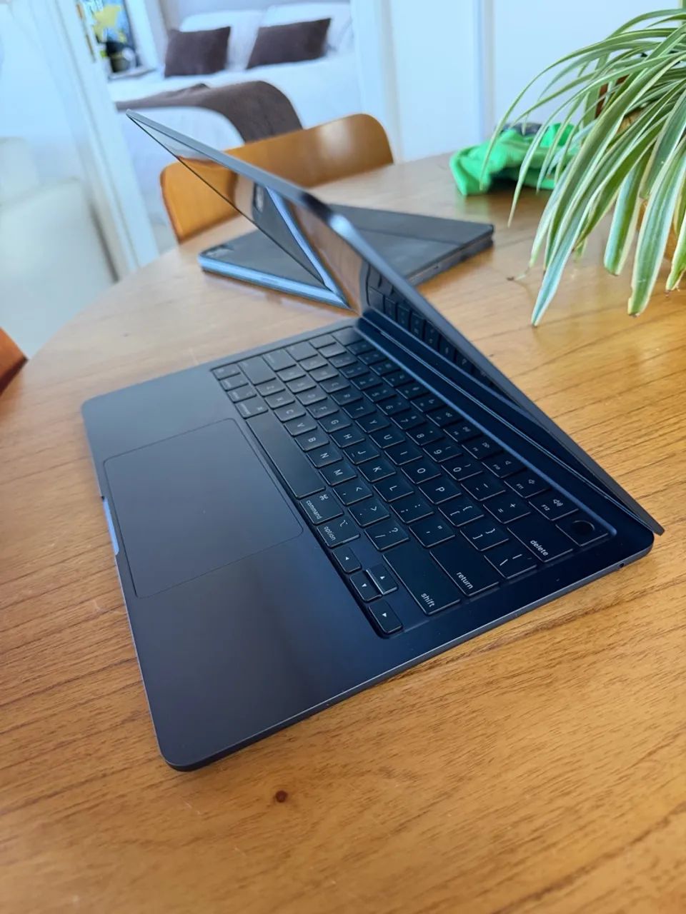 MacBook Air M2 2022 - Foto 2