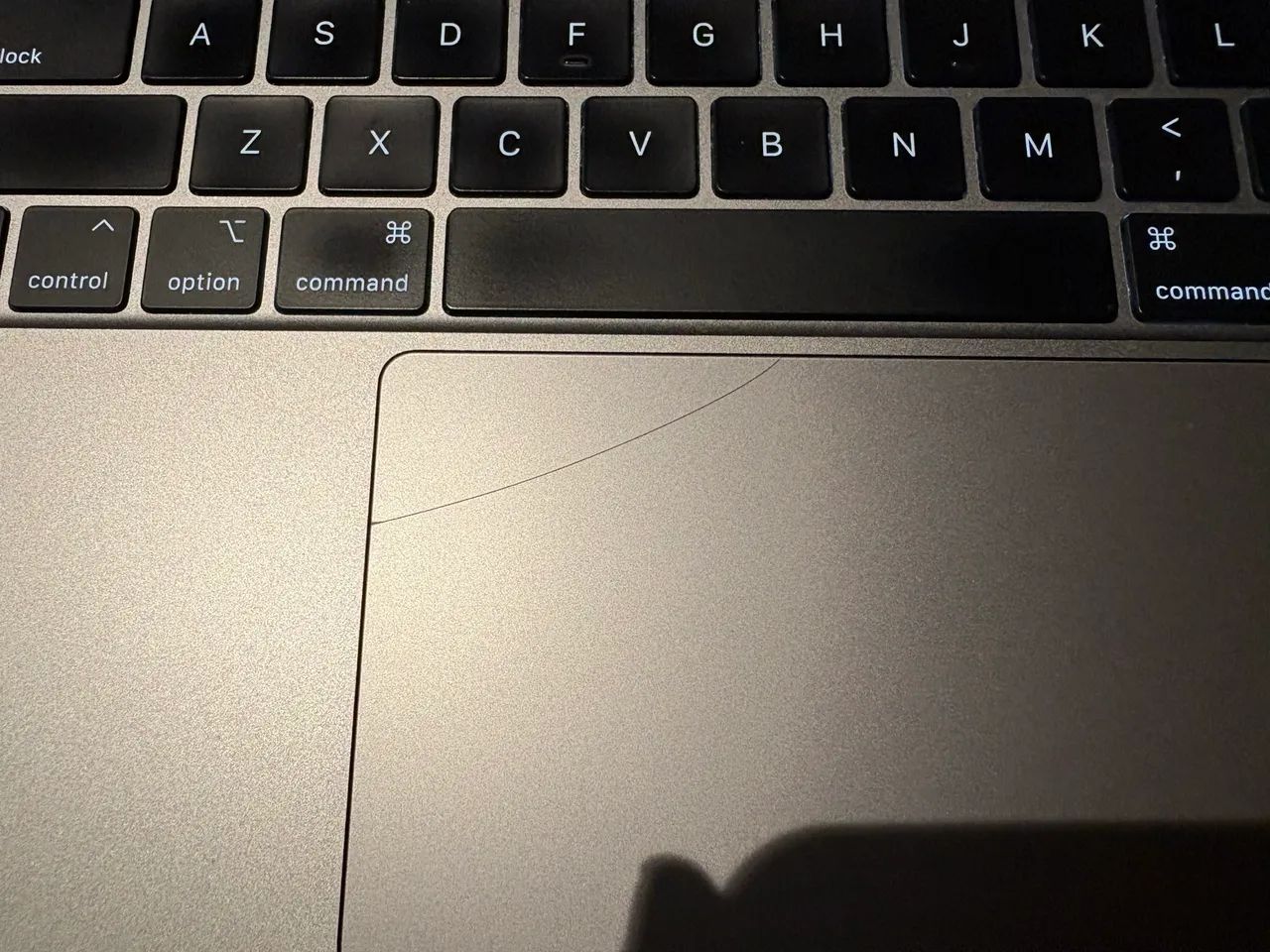MacBook Air M2 8GB 256 SSD - Foto 3