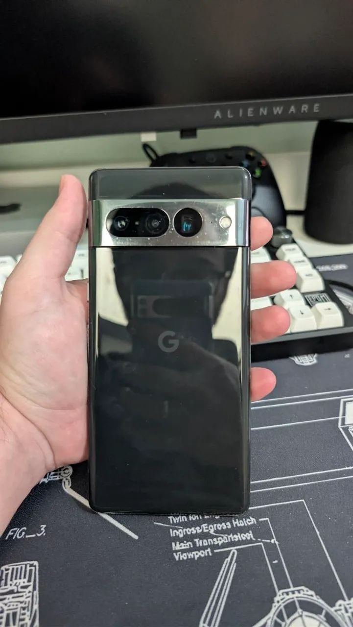 Google Pixel 7 Pro + Acessórios - Celulares e Smartphones
