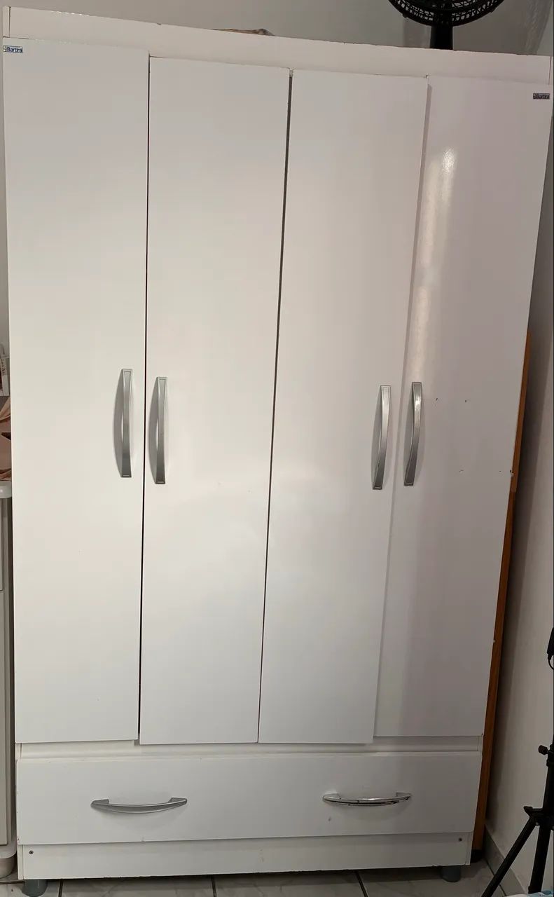 CÔMODA E GUARDA-ROUPA DE SOLTEIRO - Foto 2