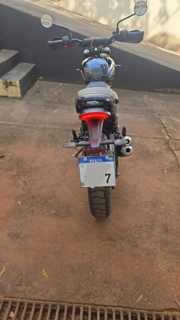 TRIUMPH SCRAMBLER 400 2024