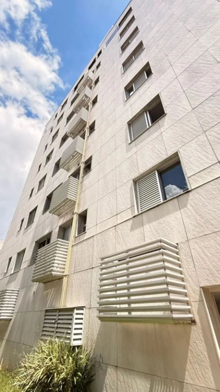 2 quartos, ar condicionado, 2 vagas em Lourdes