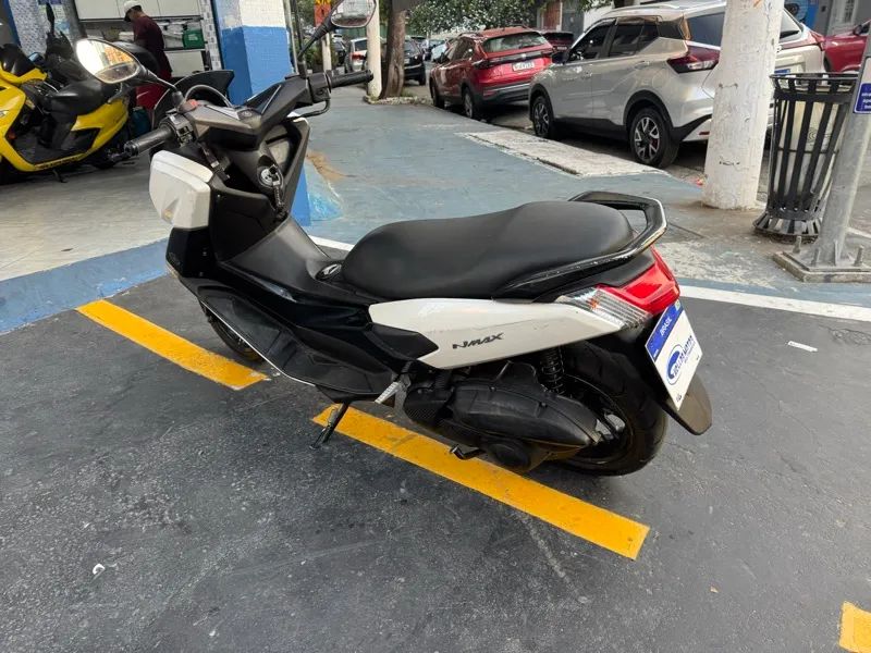 Yamaha NMax 160 cc  - Foto 4