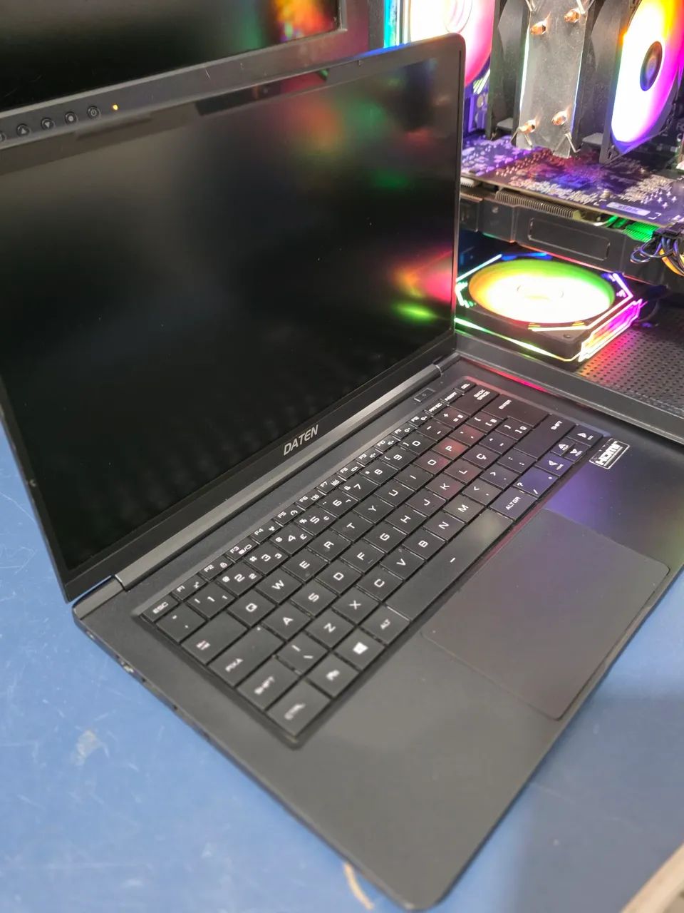 notebook Ryzen 3 4450 + vídeo  dedicado vega - Foto 3