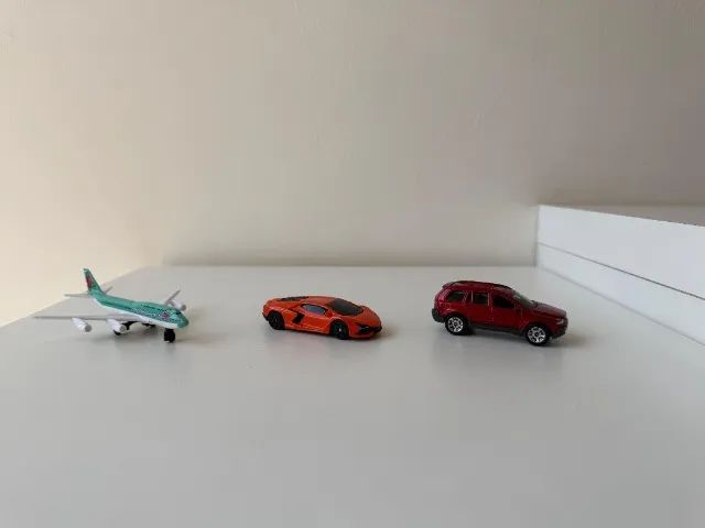 Coleção de miniaturas Hotwheels e Matchbox - Foto 4