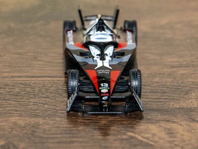 Miniatura Porsche Formula E 1/43 - Foto 4