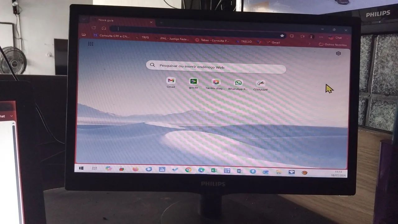 Monitor Philips imperdível 