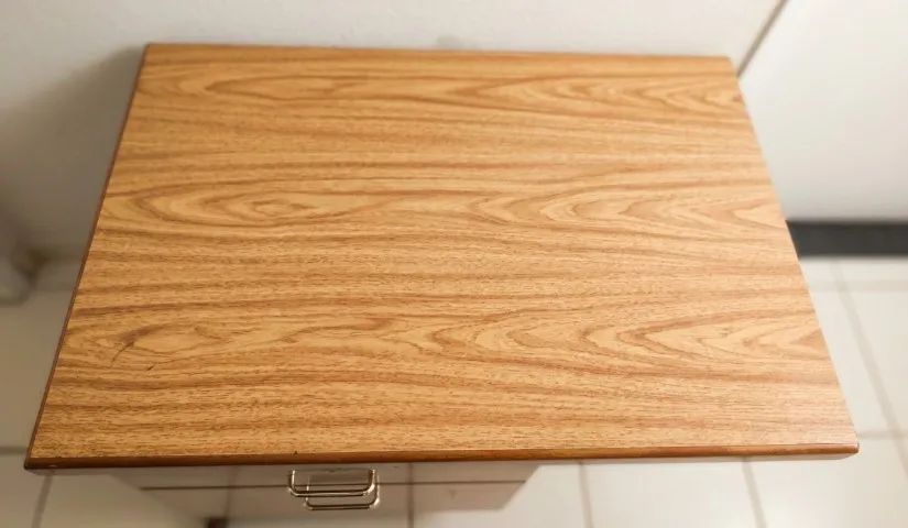 Mesa com gavetas / Escrivaninha /Mesa de Escritório - Foto 4